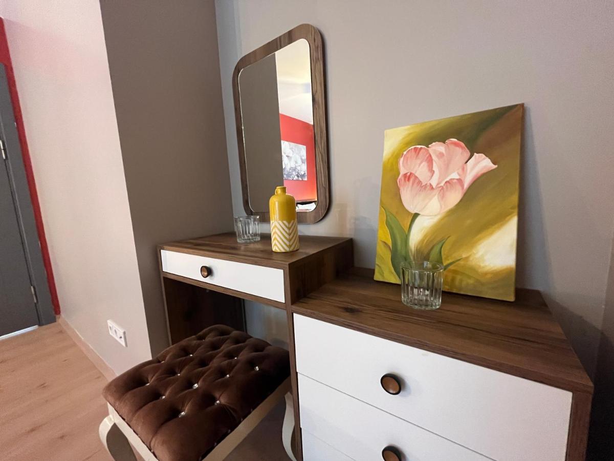 Cozy Unique Flat Hgyhomes1107 Close To The Memoriall Hospital At The City Center Isztambul Kültér fotó
