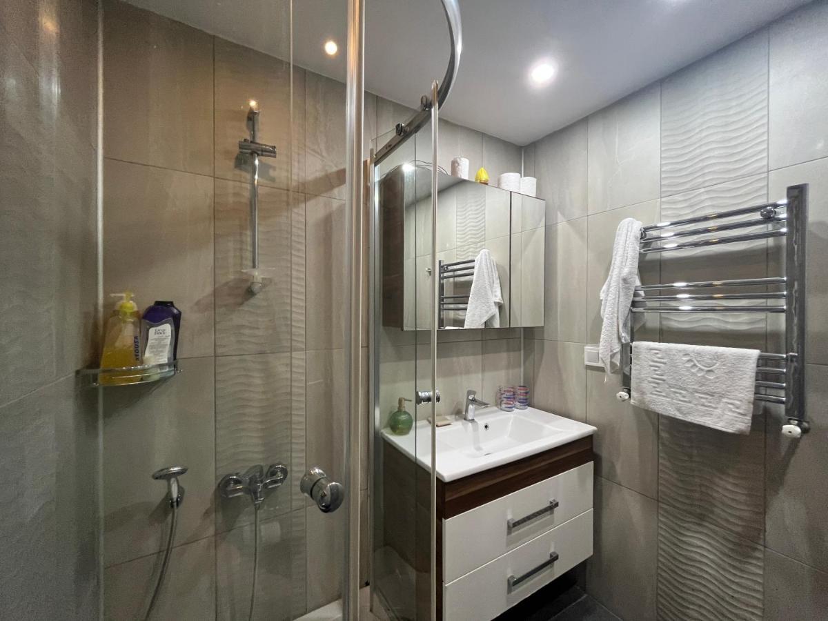 Cozy Unique Flat Hgyhomes1107 Close To The Memoriall Hospital At The City Center Isztambul Kültér fotó